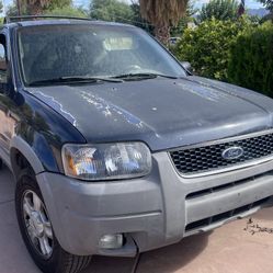 2002 Ford Escape