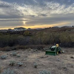 Tractor 