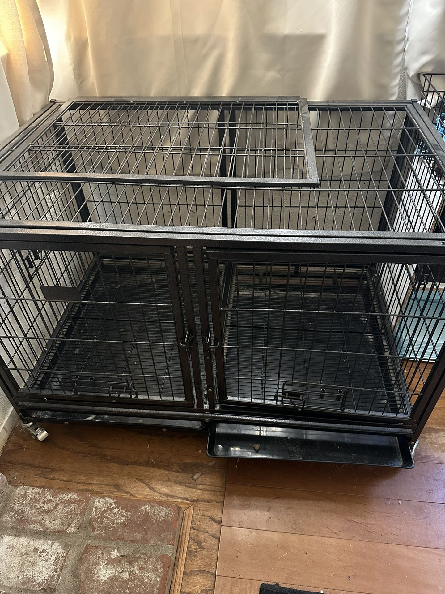 Steel Dog Kennel