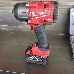Milwaukee  2967-20