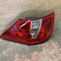 2012-2017 Hyundai Accent Hatchback Driver Side Tail Light