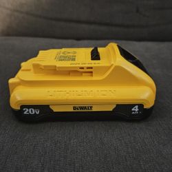 DEWALT 4AH BATTERY 