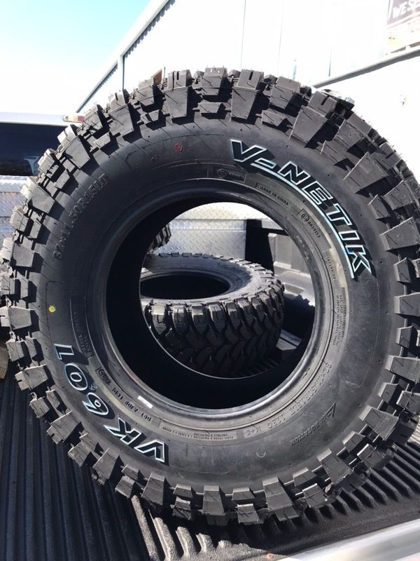 Set Of 4 VNETIK Mud Tires. 32x11.50x15. Brand New From Warehouse. $570 FIRM!!! NO INSTALLATION!!