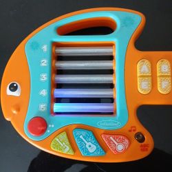 Infantino Lights And Music Learning Fish 