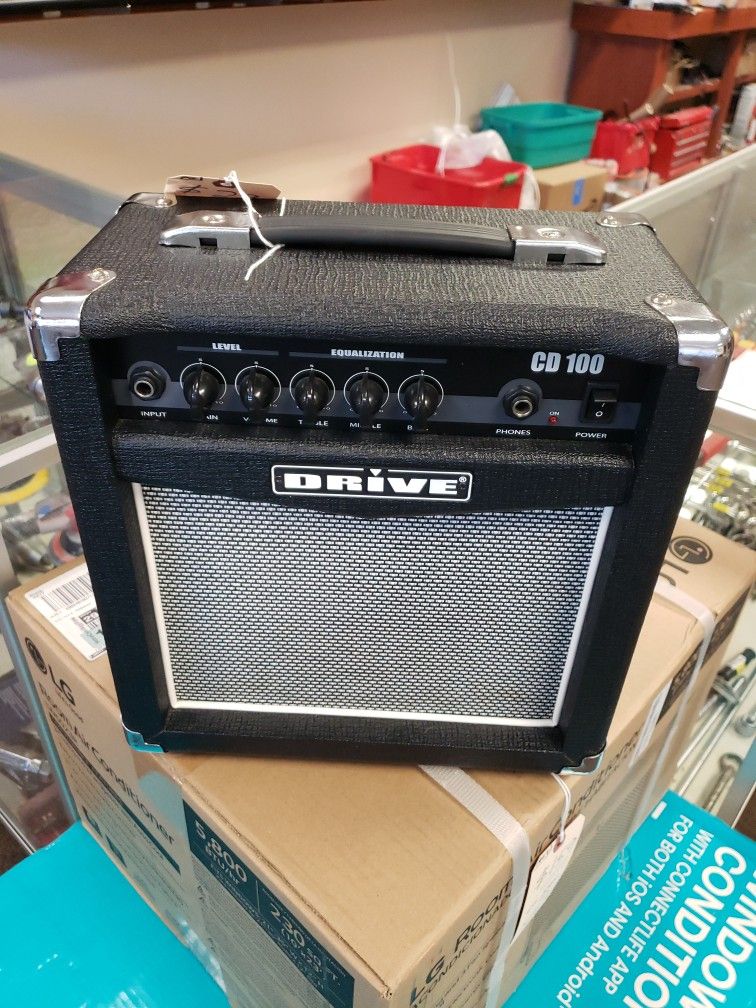 Drive CD100 Mini Guitar Amplifier
