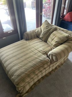 Chaise Lounge