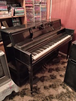 Wurlitzer Piano For Sale $100
