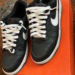 Nike Dunk Low Retro Panda 