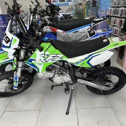 Apollo RFZ 125CC Dirt Bike New! Finance For $50 Down Payment!!