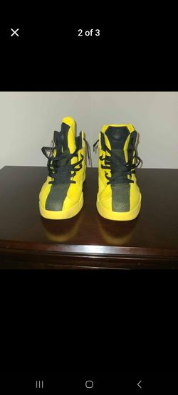 SHAQ PUMPS