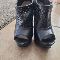 Black Heels Size 8