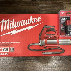 Milwaukee Grease Gun