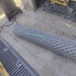 Cyclone  Fence  6'∆ 50>