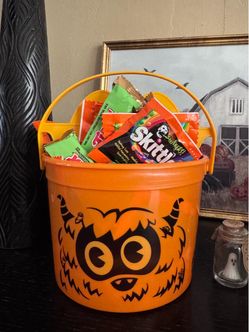 Mc Donald’s & Dunkin Halloween Bucket