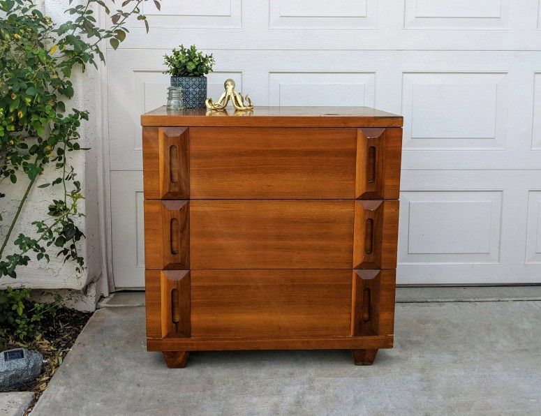 Mid Century Wood American Of Martinsville 3 Drawer Dresser