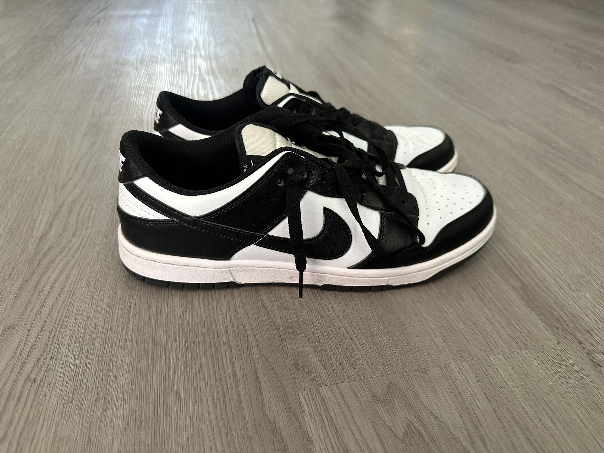 Nike Shoes Size 9.5