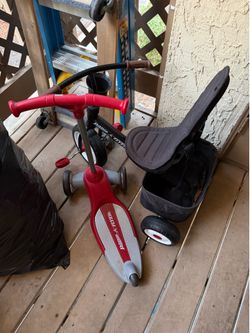 Scooter and tricycle