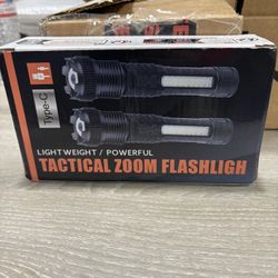 Tactical Zoom Flashlight 