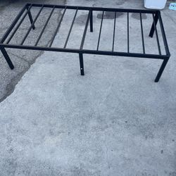 Twin metal Bed Frame