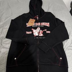 True Religion Zip up ( Size L) Brand New w Tag