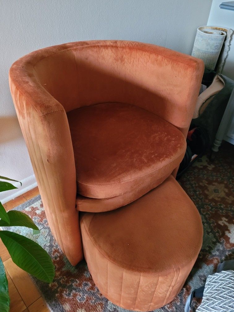 Velour Oragne Barrel Chair