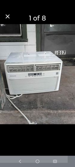 Frigidaire window unit. 8btu