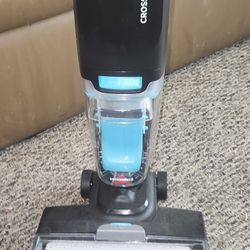 Bissel Eet Dry Vacume
