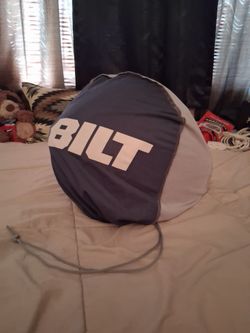 Motorcycle helmet