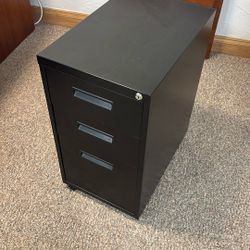 FILE CABiNET
