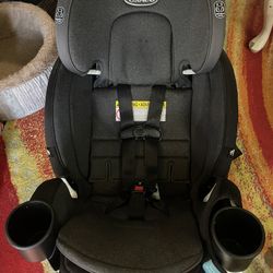 Graco Turn2Me swivel Carseat
