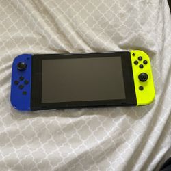 Selling Used Switch With Mario Cart 