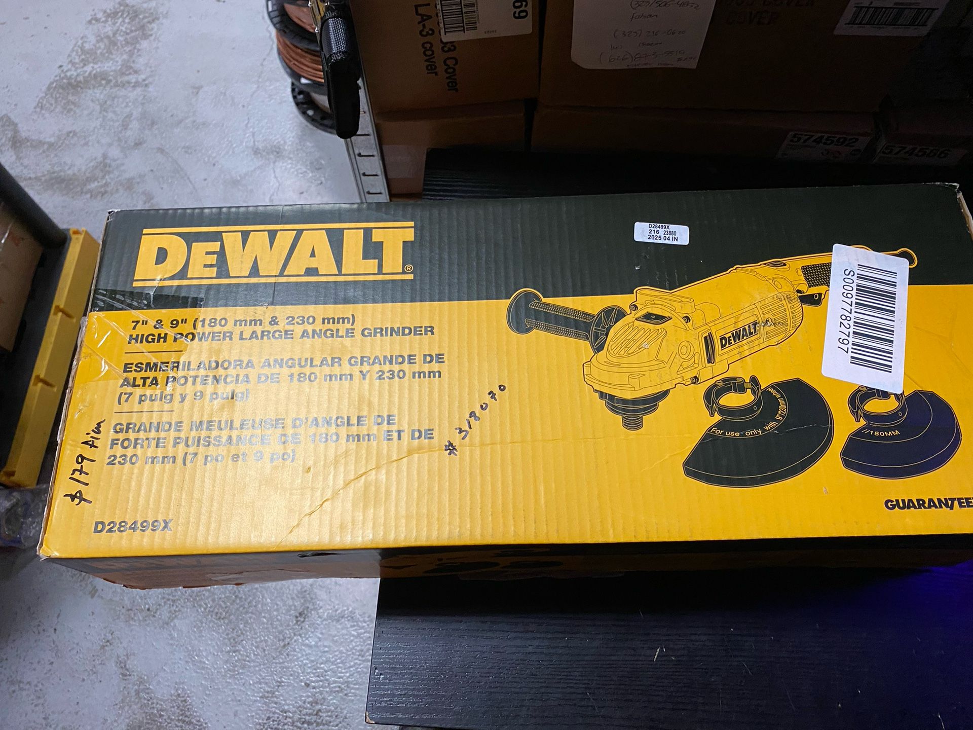 DEWALT 15 Amp 5.3 HP 7 in. and 9 in. (180 mm and 230 mm) Angle Grinder