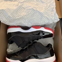 Bred 11 Lows Size 12