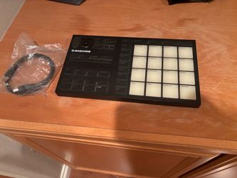 Maschine Mikro Mk3 MIDI Controller