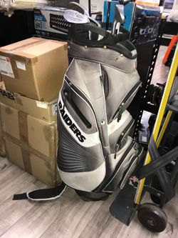 🏌️‍♂️ Las Vegas Raiders Golf Bag – Black, Gray & White 🏴‍☠️⛳️