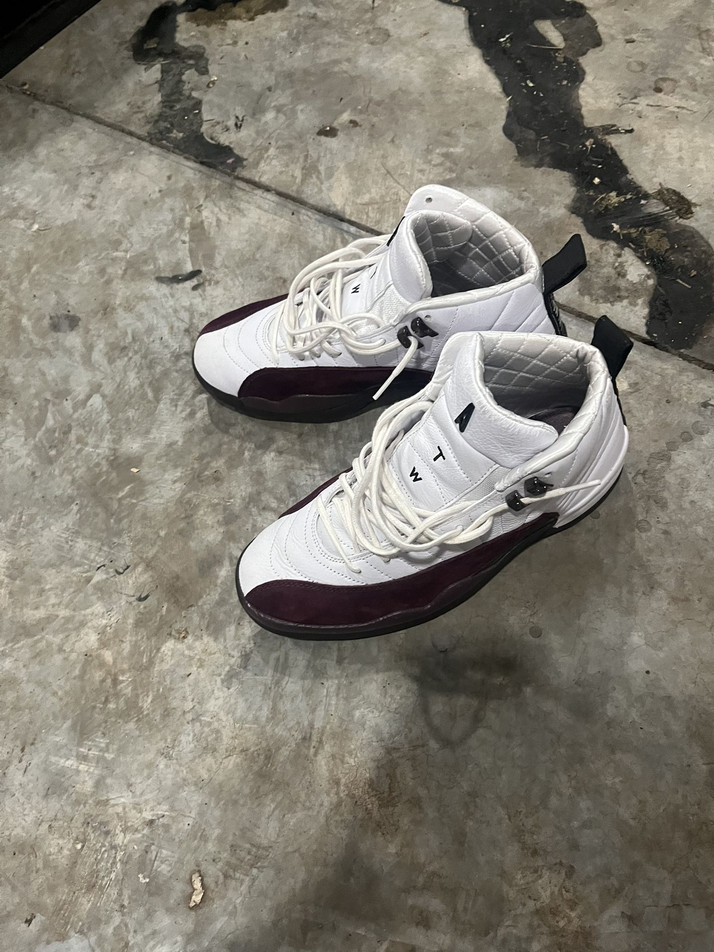 Jordan 12 A Ma Maniere White