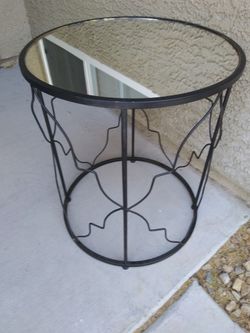 Home Decor, Mirrored, 19" wide, 22" tall