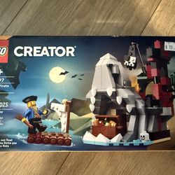 Lego Creator Scary Pirate Island 40597