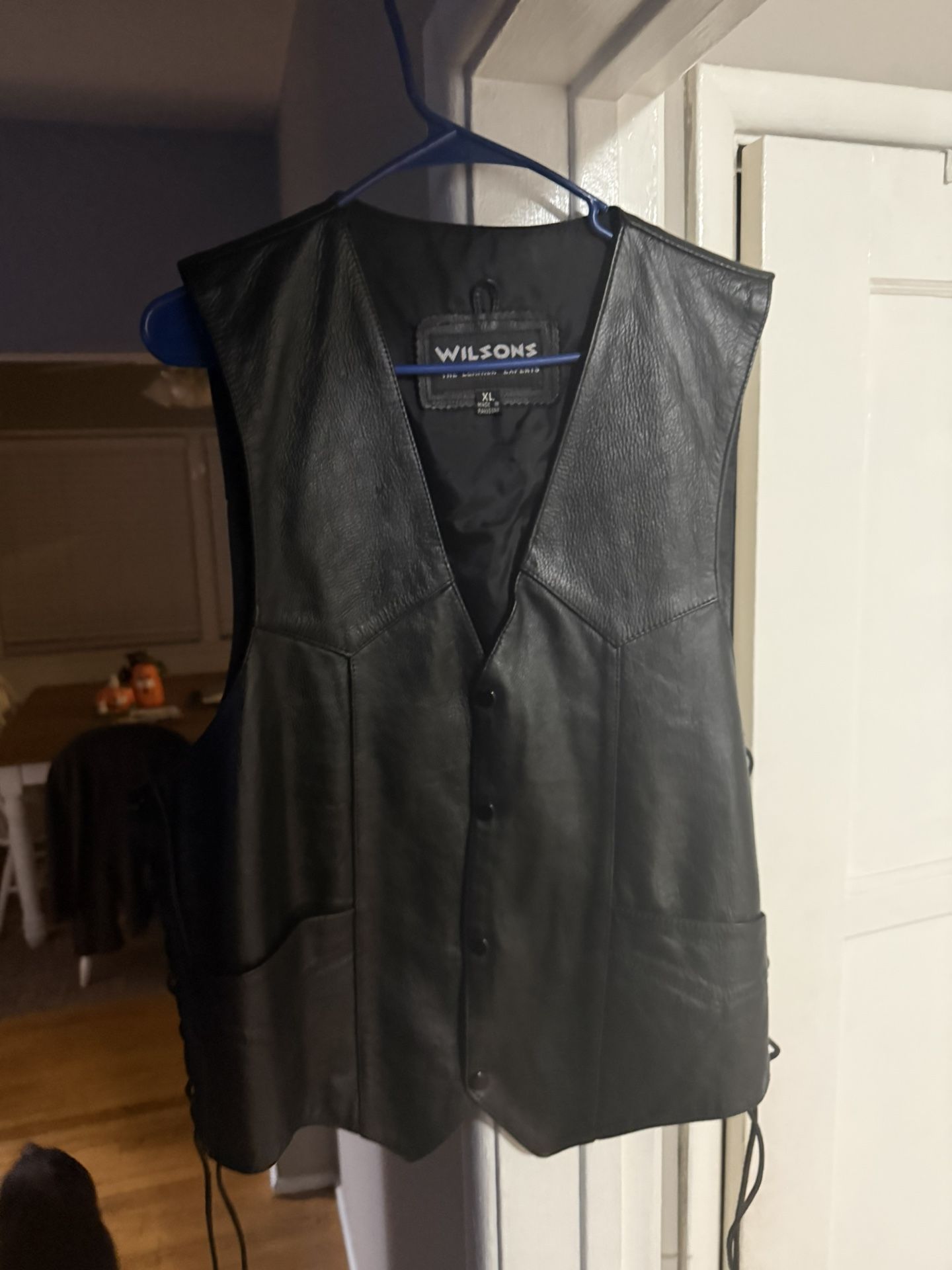 Wilson’s Black 100%  Leather Motorcycle Vest