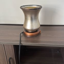 Sentsy Smell Good Warmer 