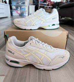 Women's Asics GEL-1090v2 Shoes sneakers - White / Glacier Grey - Size 9.5