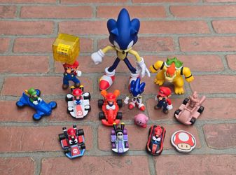 Mario Kart Sonic and bowser figures