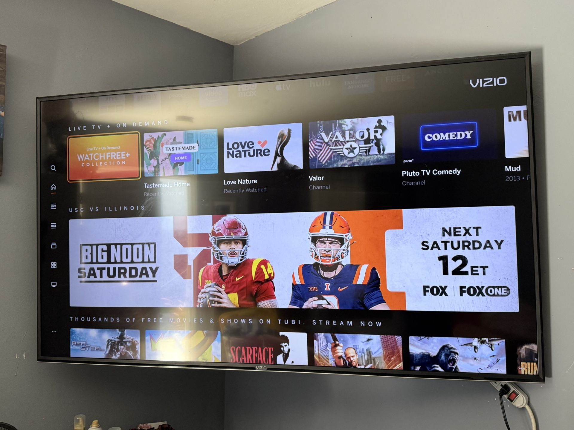 65” Display -TV