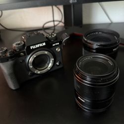 Fujifilm Xt-4 W/ 2 Lenses