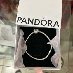 Real Pandora Bracelet – Brand New