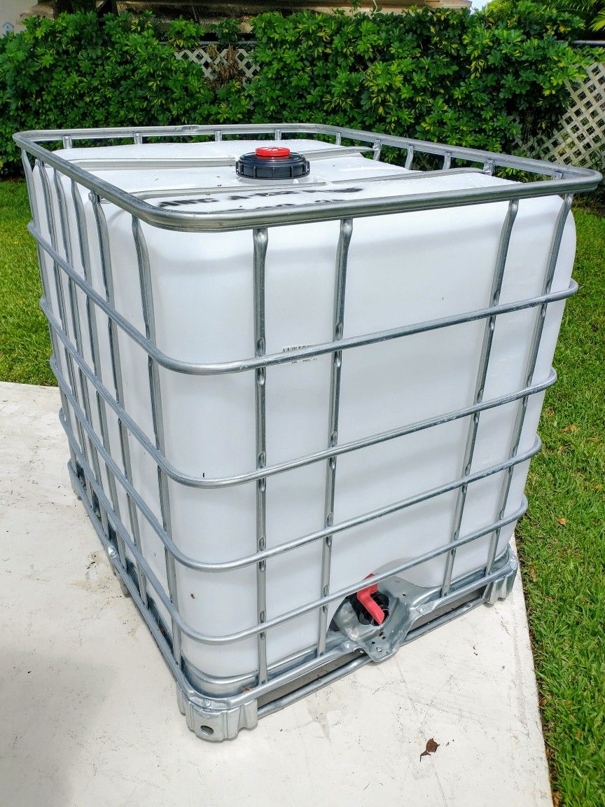 Water Tank  Container Food Grade; Delivery Available Tanks!