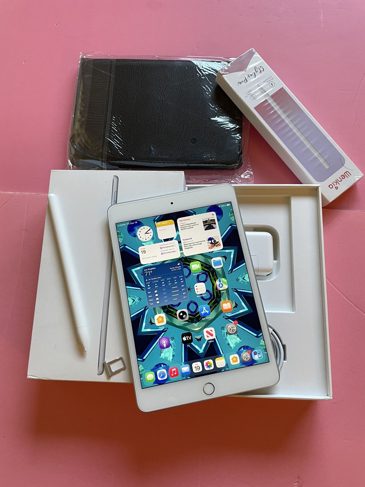 Apple iPad mini 5th Generation 64GB (Newest iOS 26) WiFi +