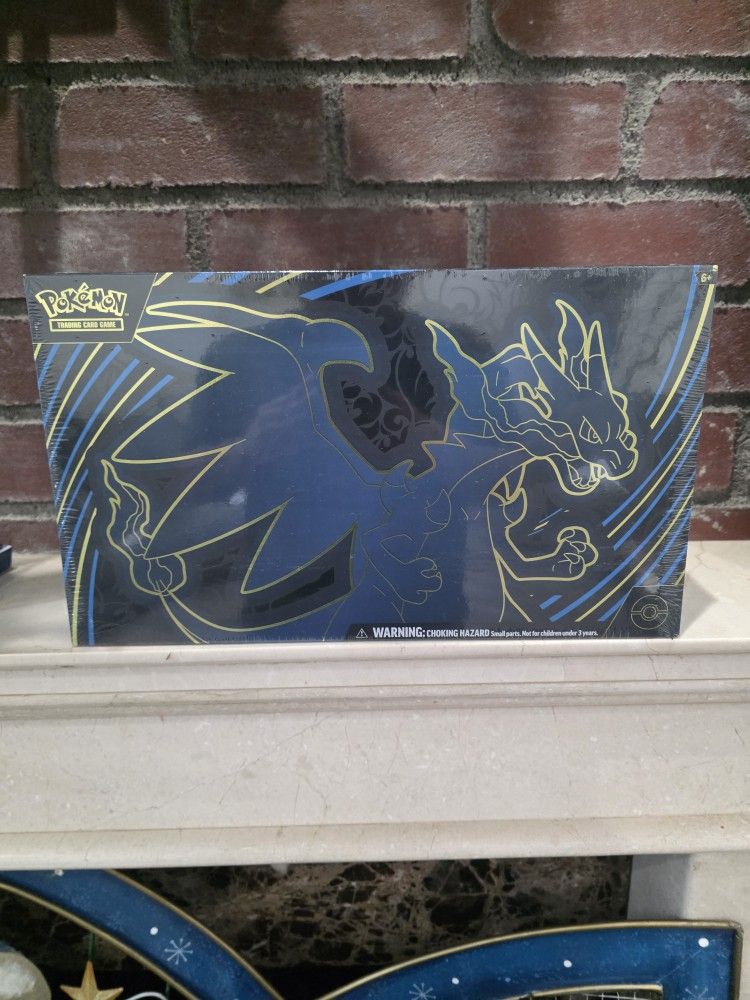 Mega Charizard Ex Ultra Premium Collection