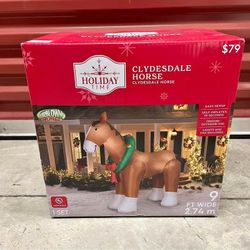 Holiday Time 9 Foot Clydesdale