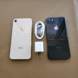iPhone 8 256gb - UNLOCKED - Like New